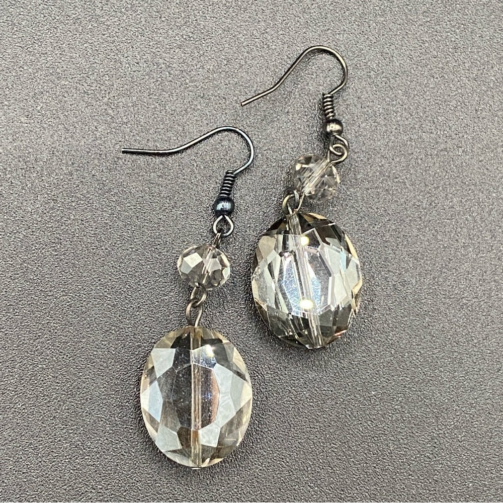 EarringsVintage Glass Stone Drop Earrings — Faceted Glass