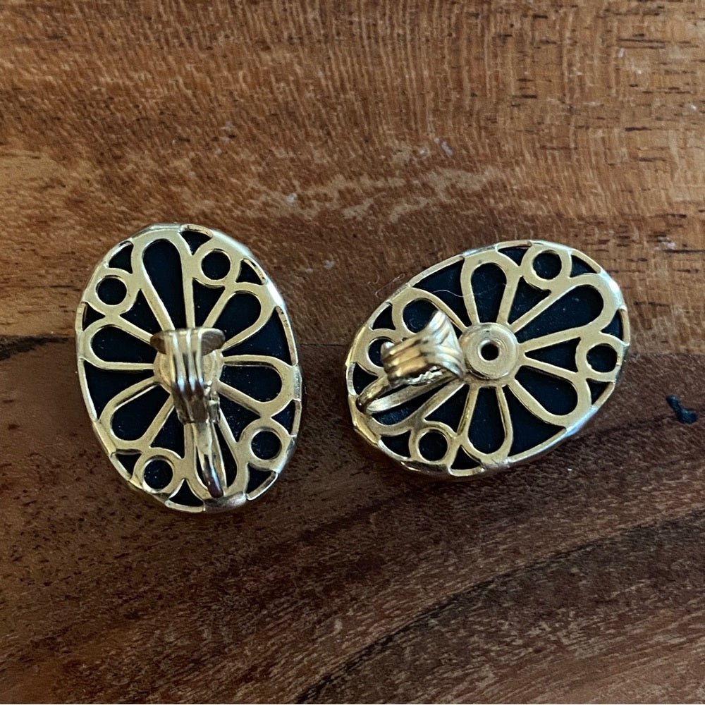 EarringsVintage Mid-Century Black Mirror Statement Clip-On Earrings