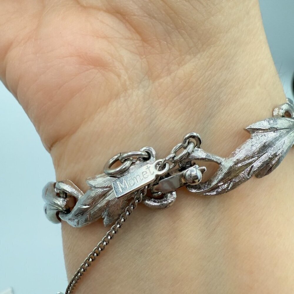 BraceletVintage Monet Brushed Silver Leaf Bracelet with Safety Clasp