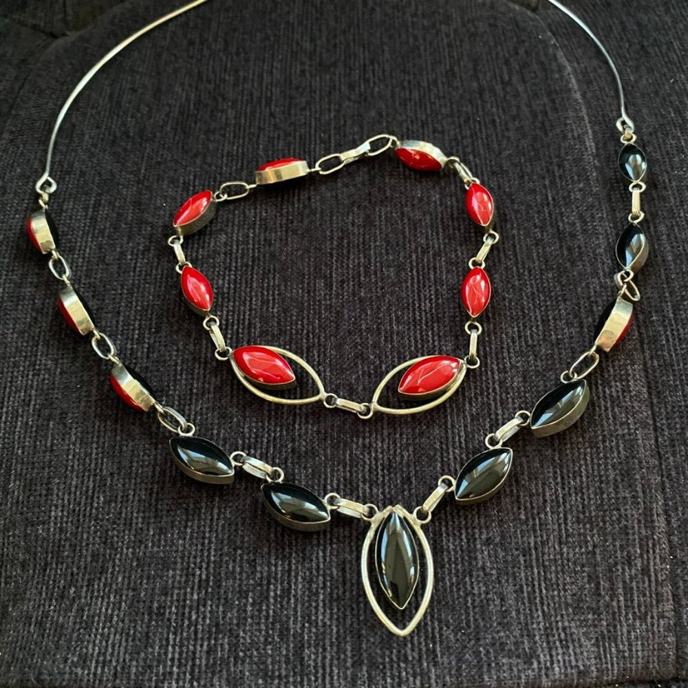 SetsVintage Reversible Red and Black Necklace Bracelet Set - Art Deco Modernist Style