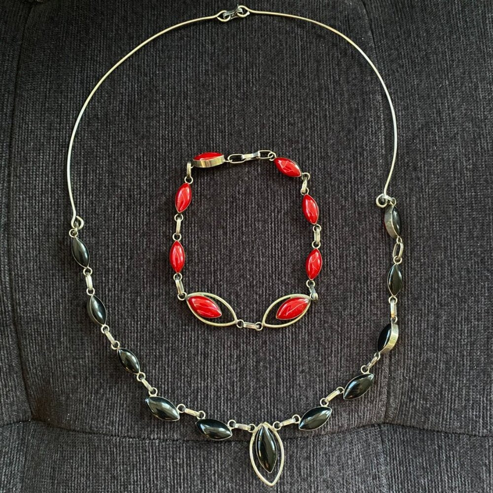 SetsVintage Reversible Red and Black Necklace Bracelet Set - Art Deco Modernist Style