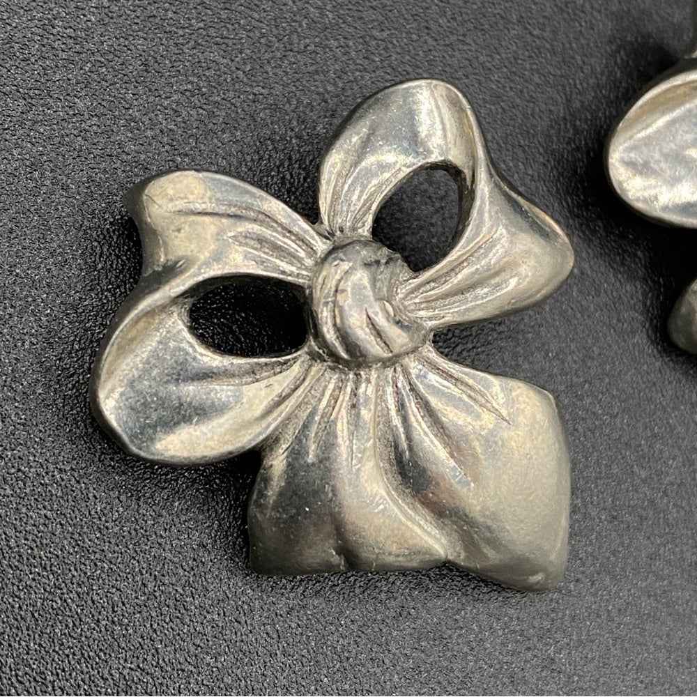EarringsVintage Seagull Canada Signed Pewter Bow Earrings — 1988