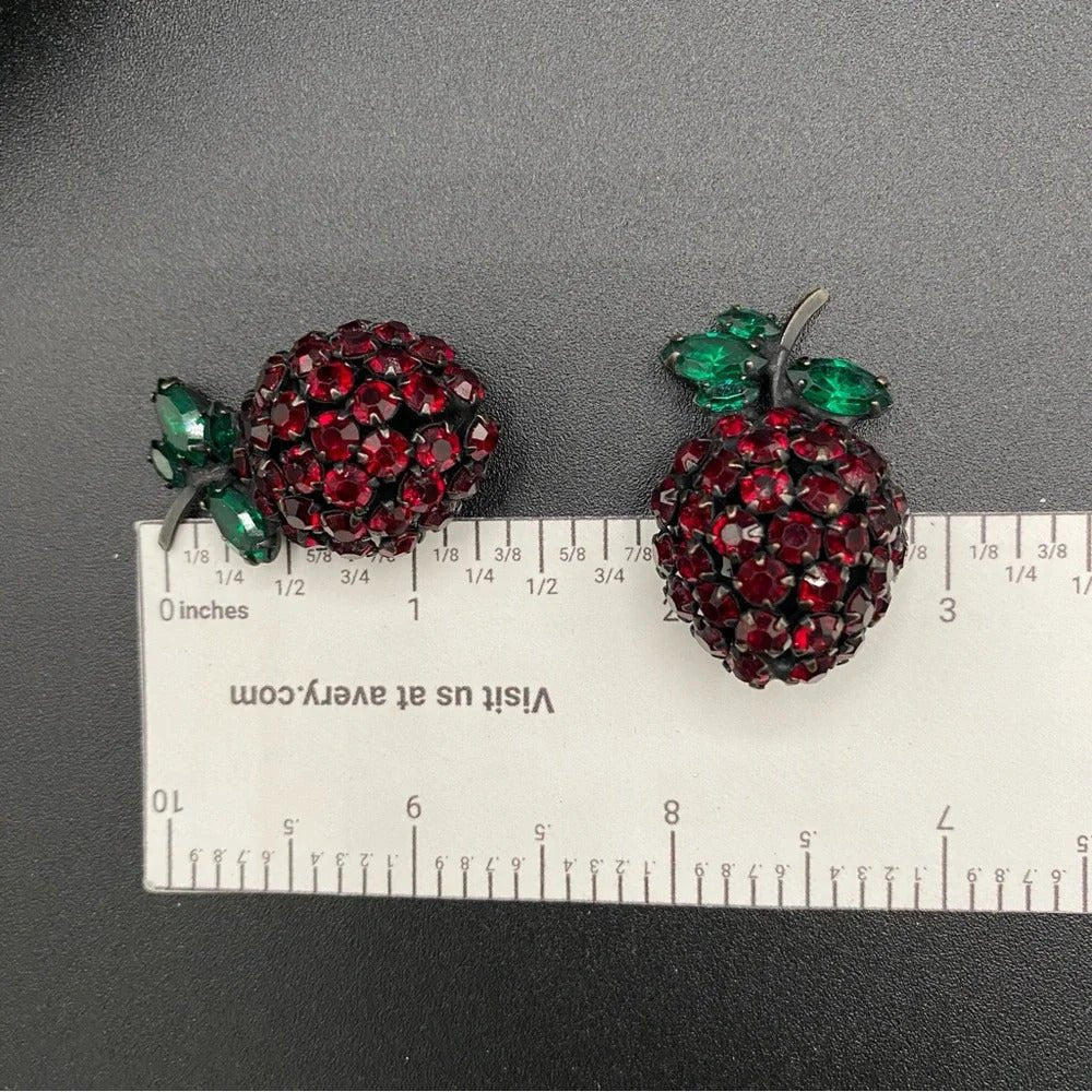 EarringsVintage Warner Signed Strawberry Crystal Rhinestone Clip-On Earrings