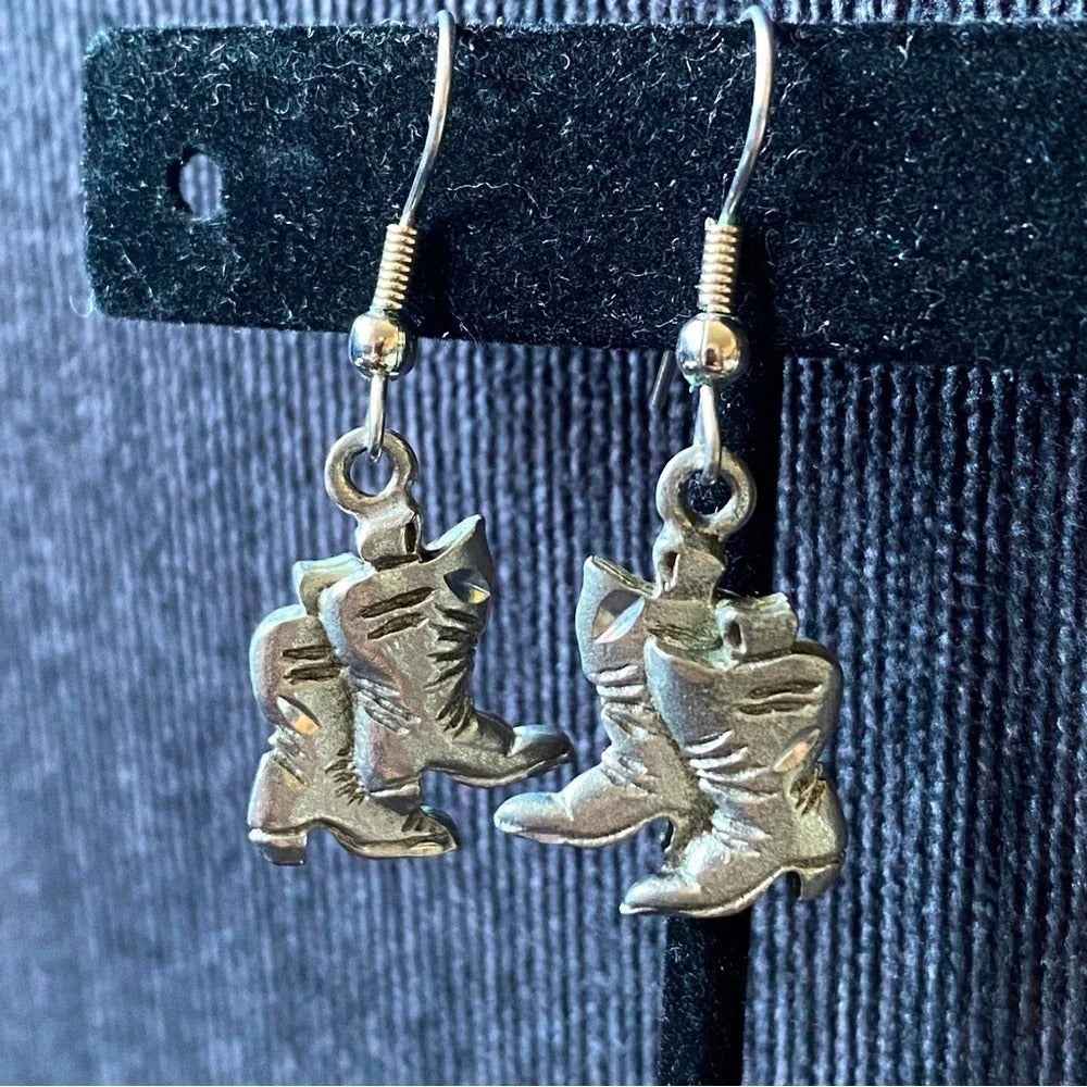 EarringsWestern Rodeo Cowboy Pewter Dangle Earrings