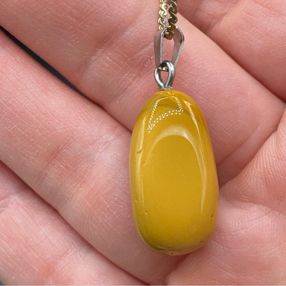 Amber Yellow Colored Pendant on Gold Tone Chain 23in