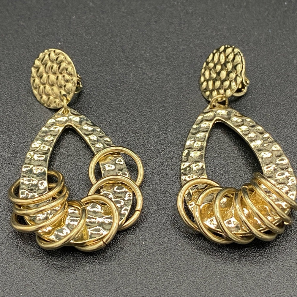 Vintage 80s Hammered Gold Tone Dangly Hoop Clip On Earrings