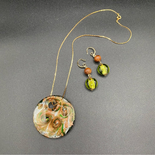 Exquisite Murano Glass Pendant and Earring Set in Green and Gold Swirl