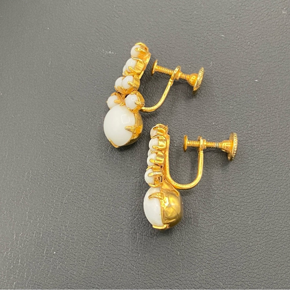 Vintage Milk Glass in Prong Setting Dangle ScrewBack Earrings