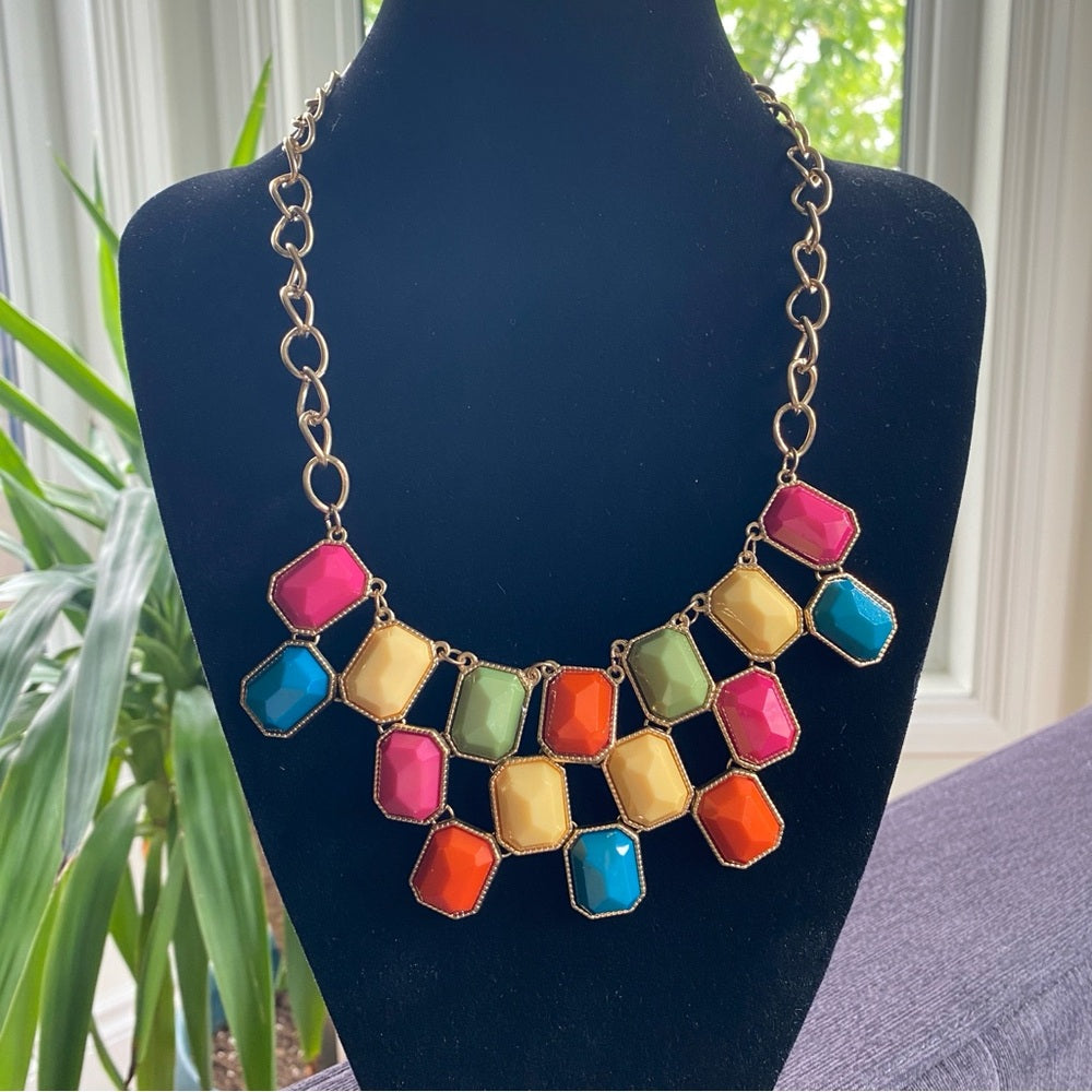 Beautiful Colorful Chunky Bib Necklace