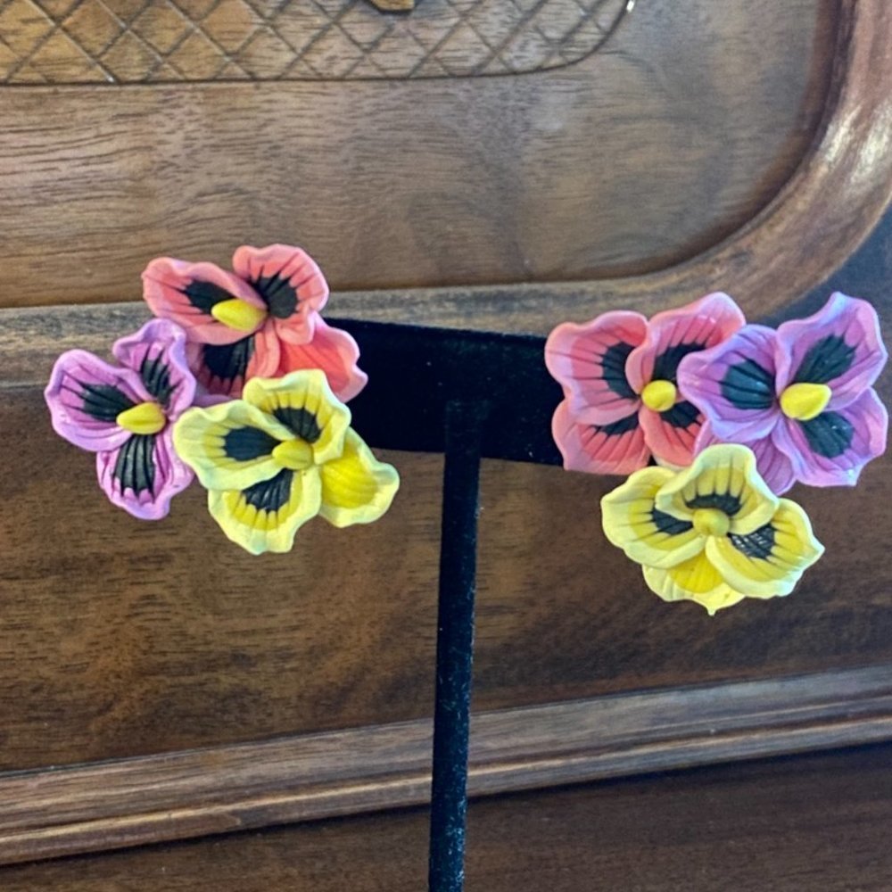 Pansy Flower Bunch Polymer Push Back Earrings