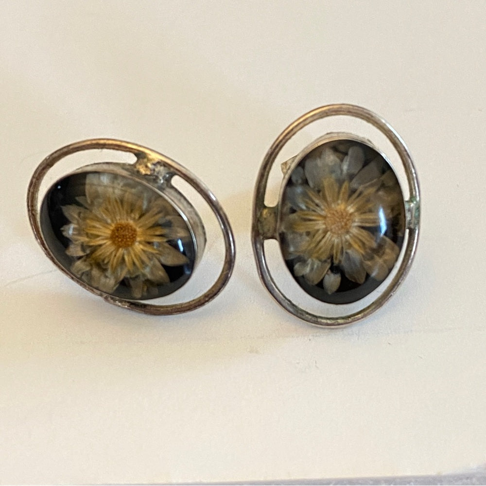 Handcrafted 1970s Pressed Flower Earrings 925 Taxco Sterling Silver