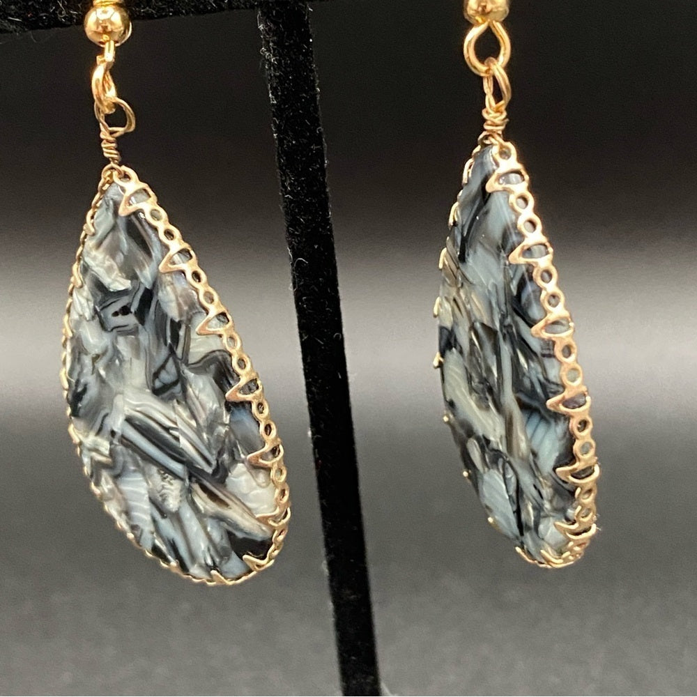 Marbled Lucite Teardrop Pierced Earrings