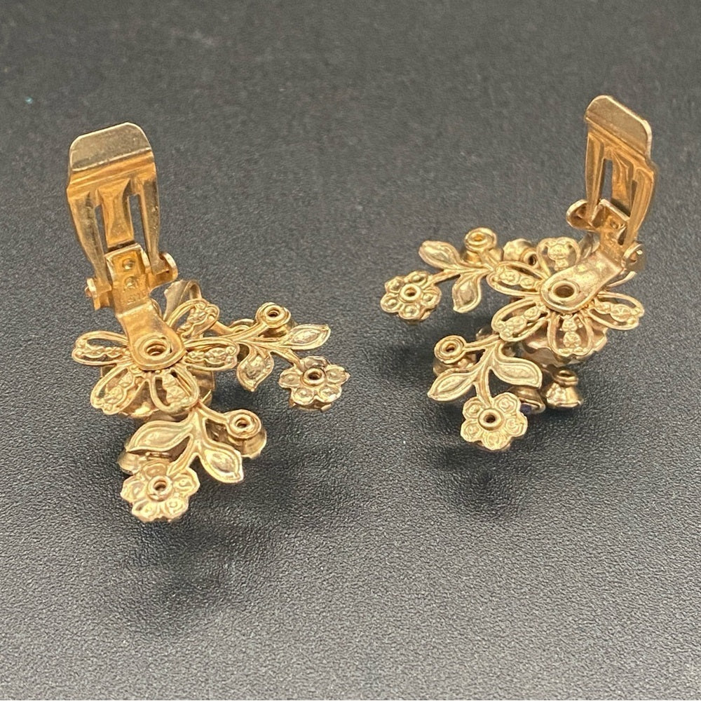 Gorgeous Baroque Style AB Crystal and Faux Pearl Vintage Clip On Earrings