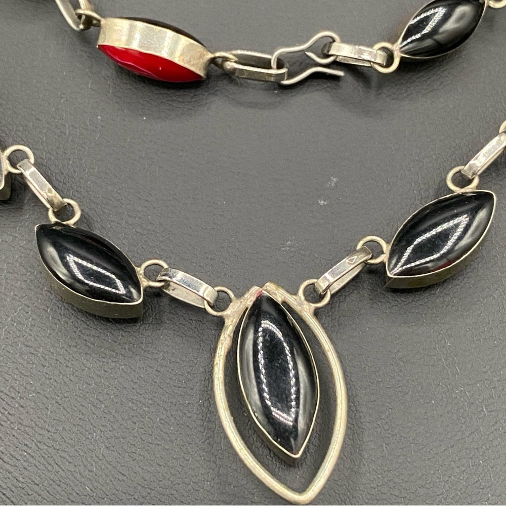 Vintage Art Deco Reversible Red and Black Teardrop Necklace and Bracelet Set