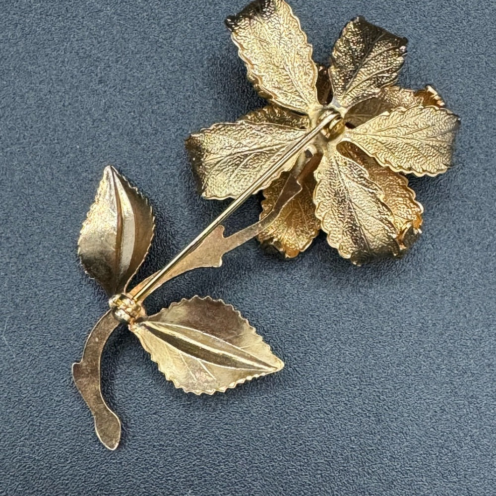 Trembler Flower Brooch with Red Rhinestone Pistil Centre