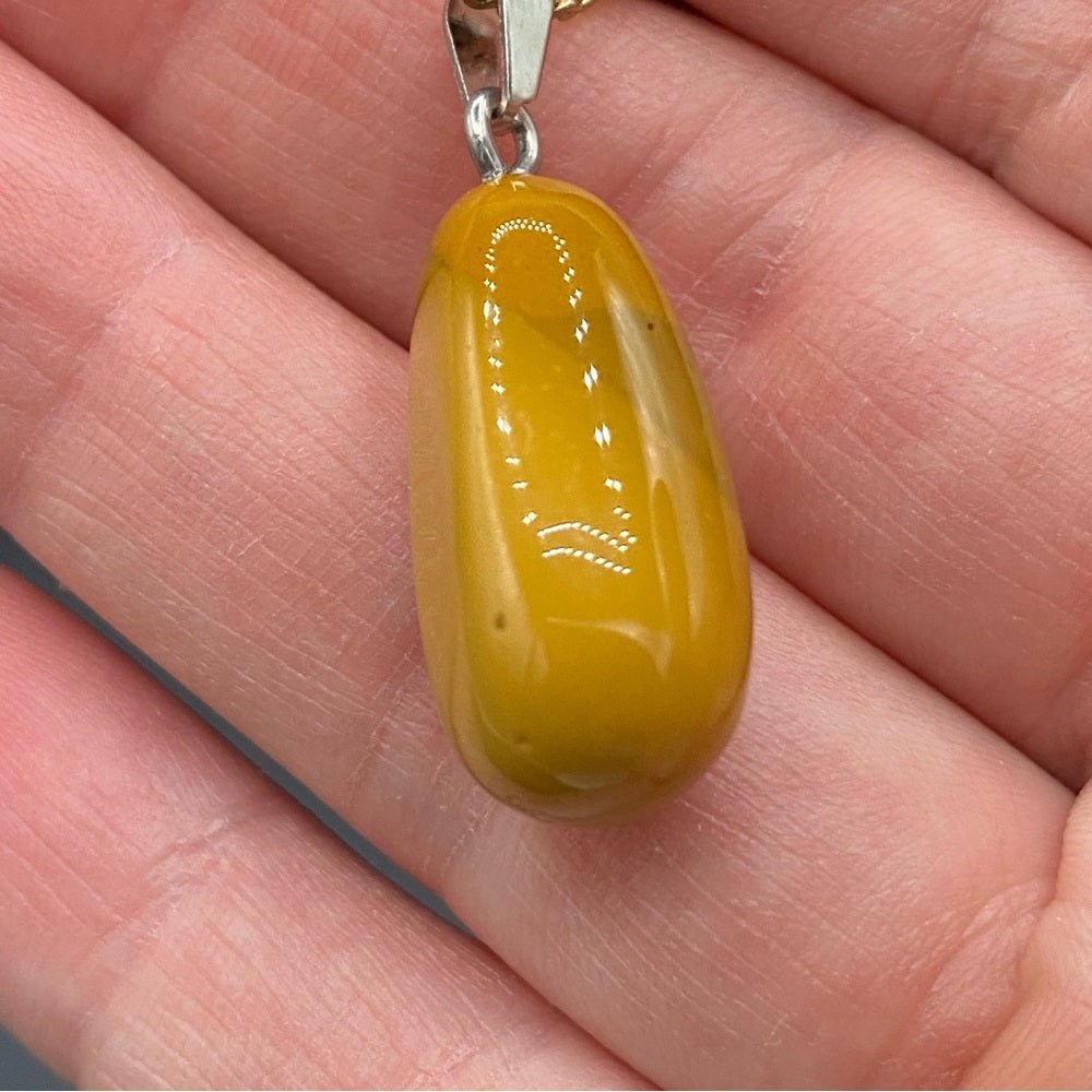 Amber Yellow Colored Pendant on Gold Tone Chain 23in