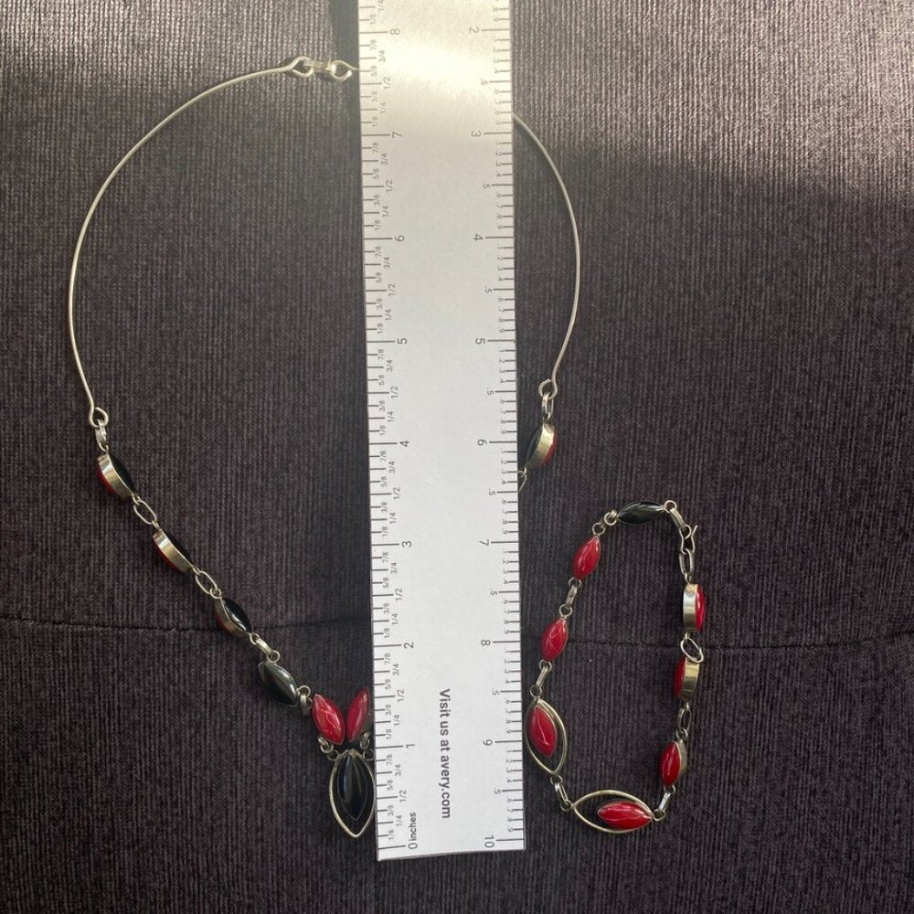 Vintage Art Deco Reversible Red and Black Teardrop Necklace and Bracelet Set