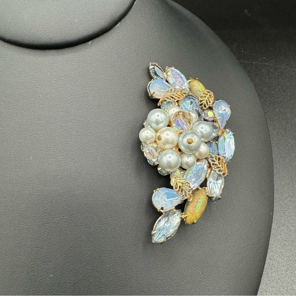 Stunning Blue and Gold Tone Faux Pearl Brooch with Crystal Beads