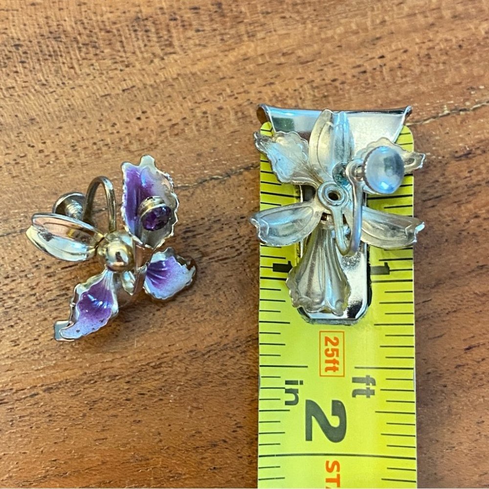 MCM Vintage Orchid Lily Screw back Purple Rhinestone Gold tone Earrings