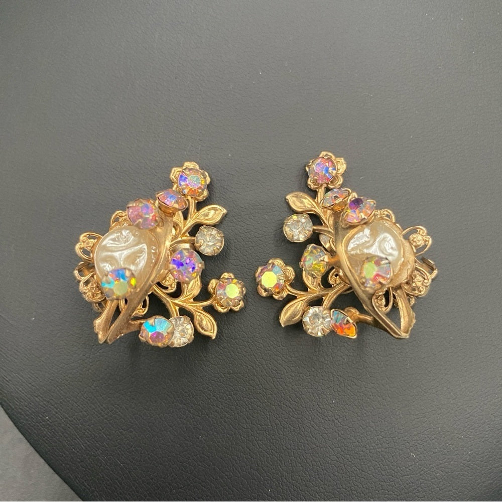 Gorgeous Baroque Style AB Crystal and Faux Pearl Vintage Clip On Earrings