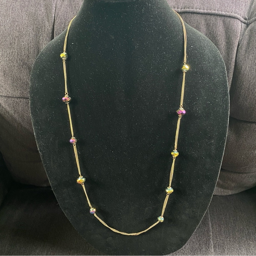 Dainty Aurora Borealis Stationary Glass Beaded Necklace