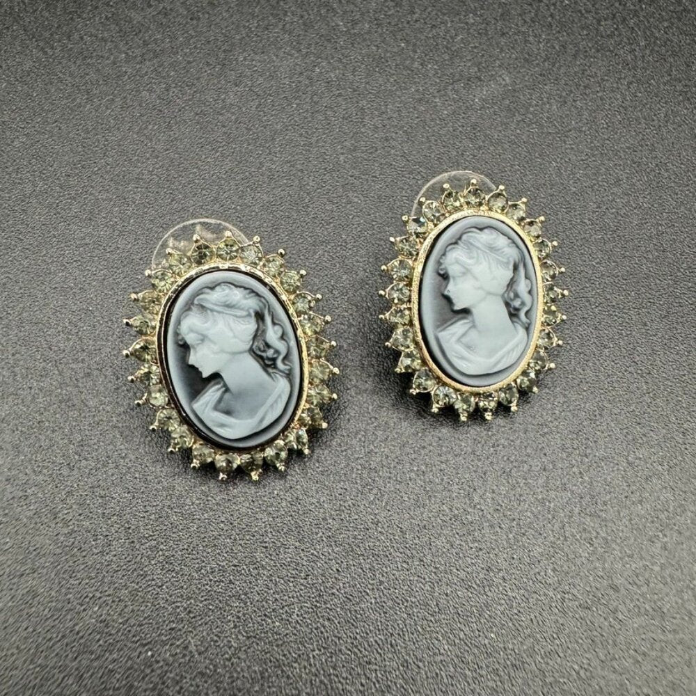 Smokey Rhinestone and Black White Cameo Pierced Earrings