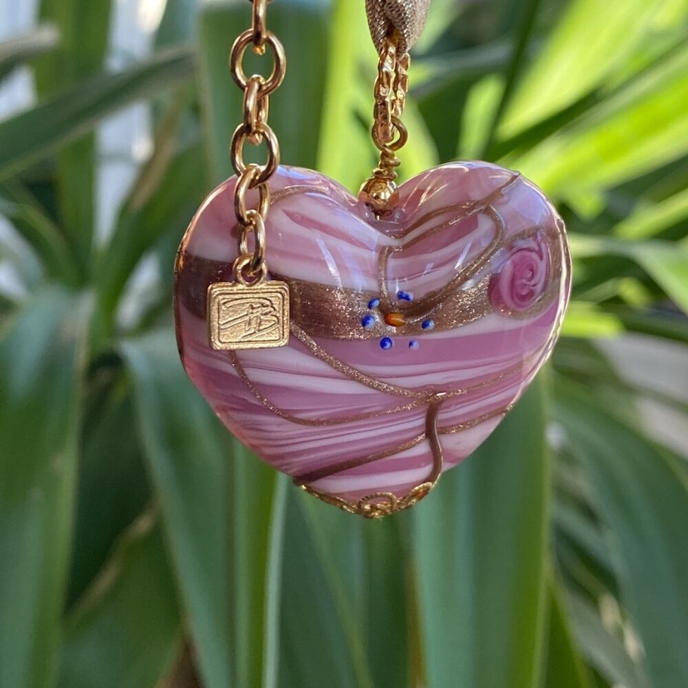 Beautiful Intricate Glass Heart Pendant Necklace