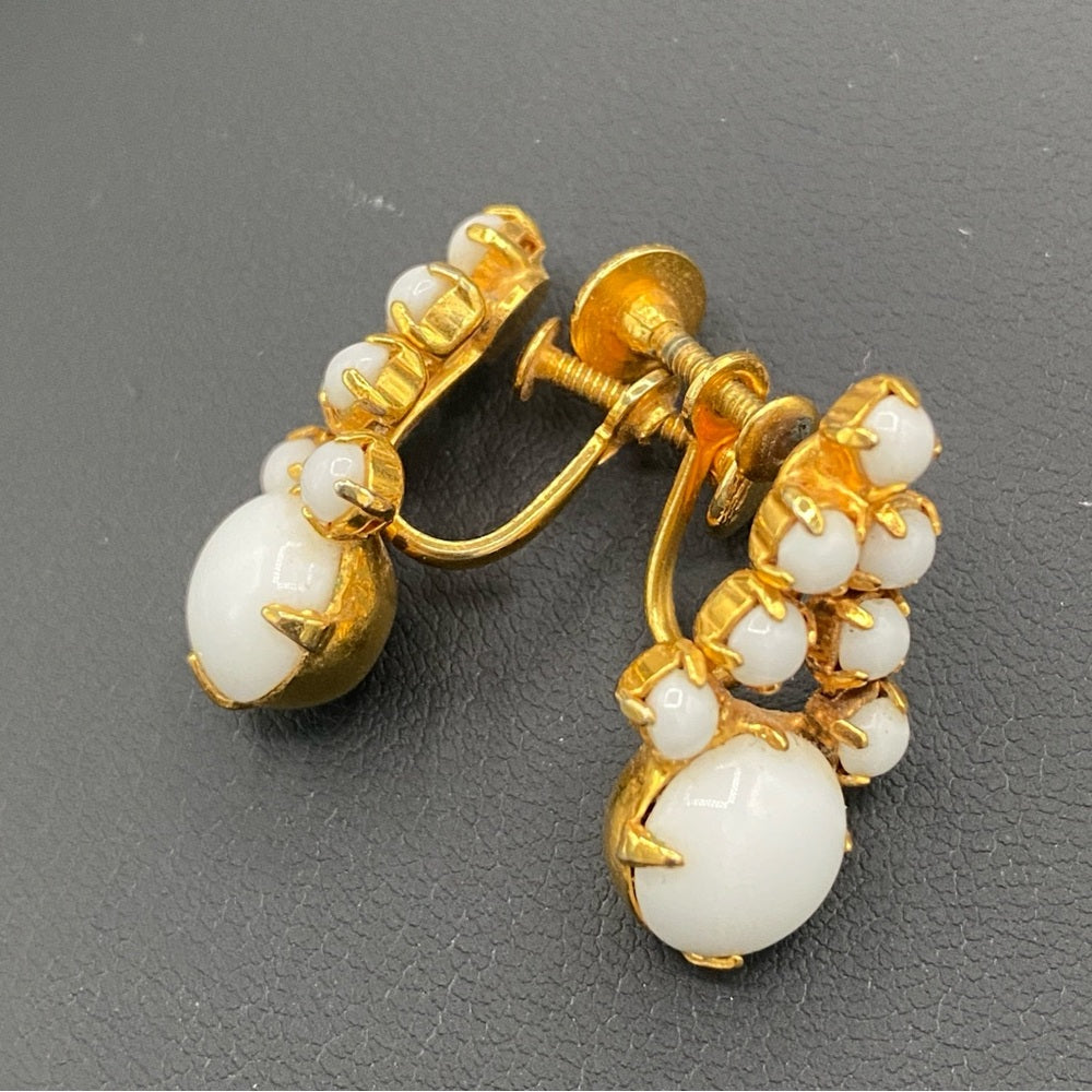 Vintage Milk Glass in Prong Setting Dangle ScrewBack Earrings