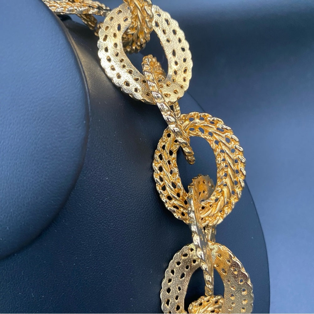 Chunky Gold Tone Runway 80s Chain Link Necklace