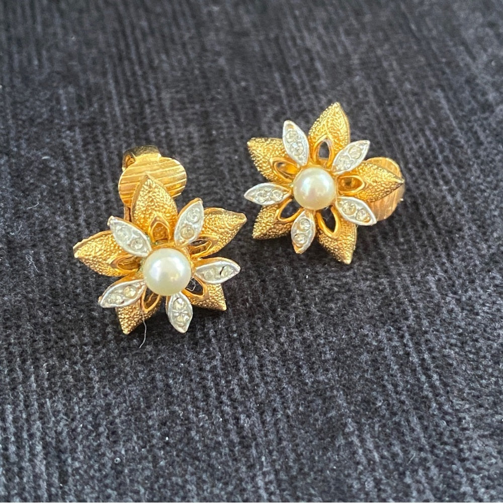 Vintage Flower Earrings in Brushed Gold Tone, Sparkly CZ and Faux Pearl Clip On