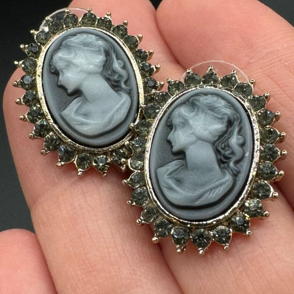 Smokey Rhinestone and Black White Cameo Pierced Earrings