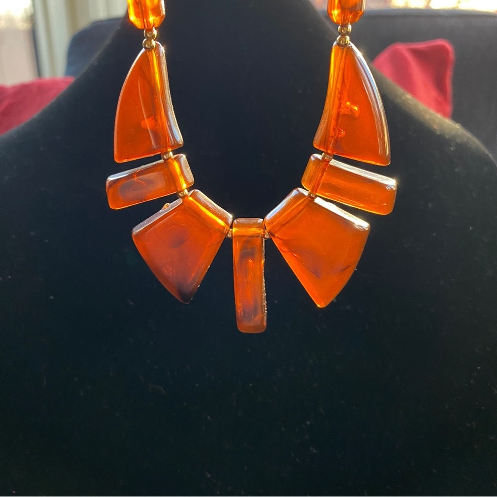 Vintage 70s era Amber Brown Chunky Lucite Statement Necklace